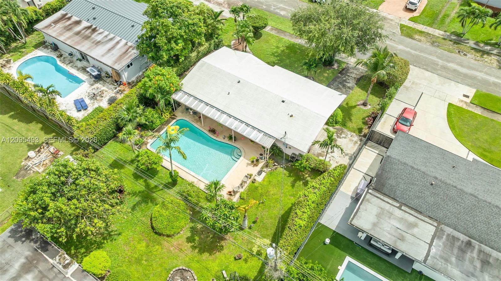 10511 SW 53rd St, Miami FL 33165 - Miami, FL - Photo 1