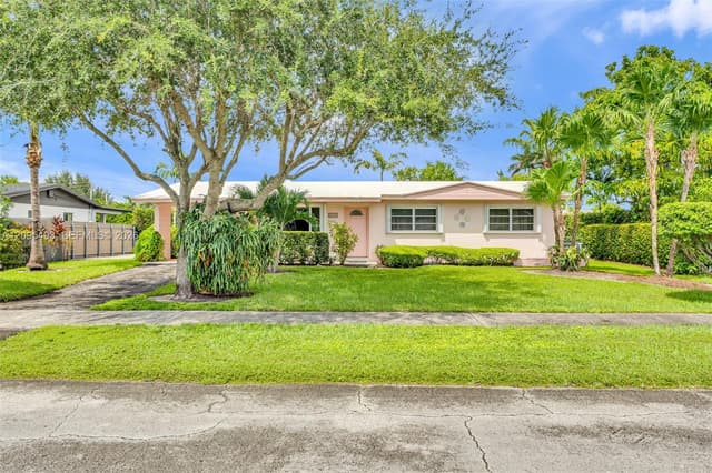 10511 SW 53rd St, Miami FL 33165 - Miami, FL - Photo 4