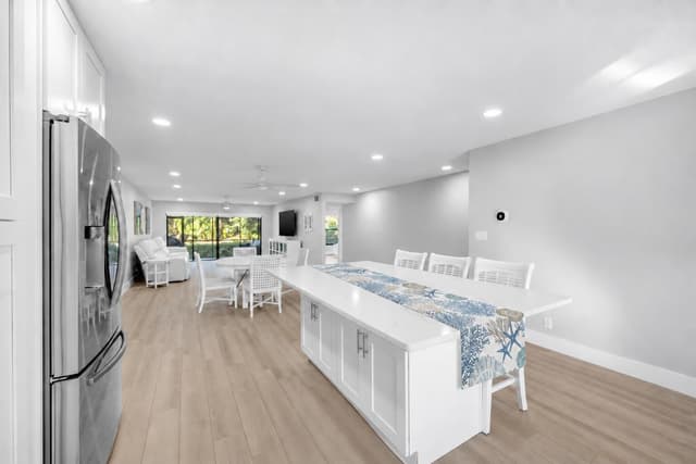 300 N Hwy A1A # 105D, Jupiter FL 33477 - Jupiter, FL - Photo 2