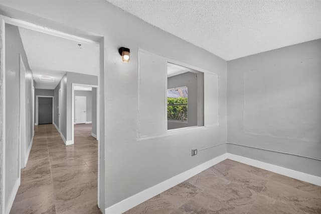 2731 NW 6TH Court, Fort Lauderdale FL 33311 - Fort Lauderdale, FL - Photo 2