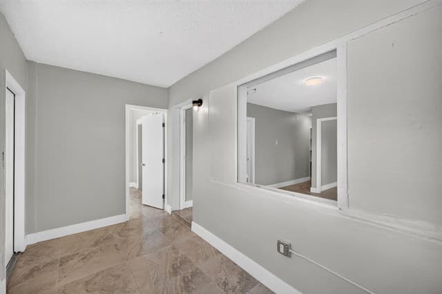 2731 NW 6TH Court, Fort Lauderdale FL 33311 - Fort Lauderdale, FL - Photo 6