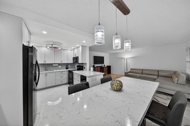 1904 BERMUDA Circle # D1, Coconut Creek FL 33066 - Coconut Creek, FL - Photo 5