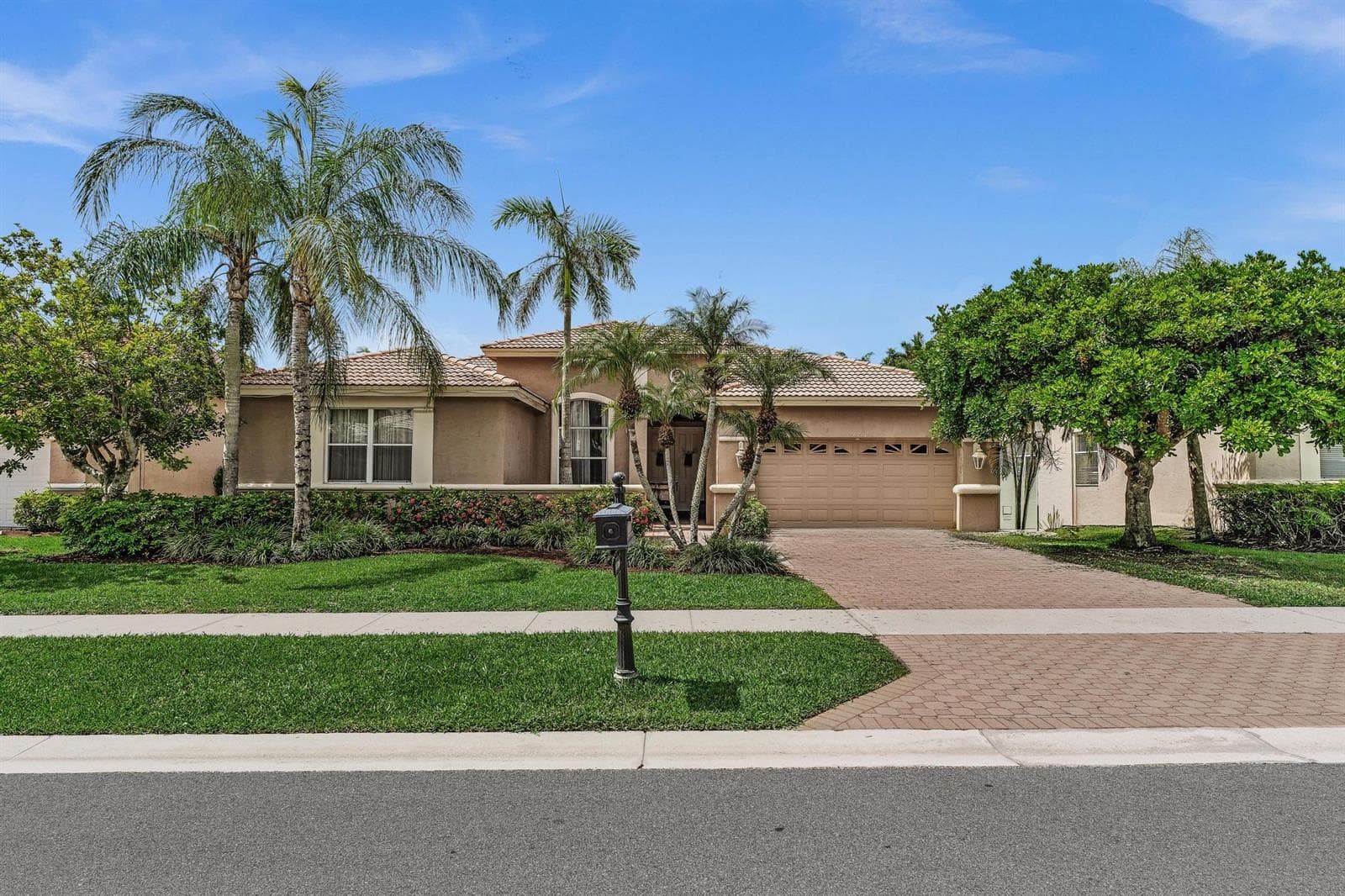 18700 OCEAN MIST Drive, Boca Raton FL 33498