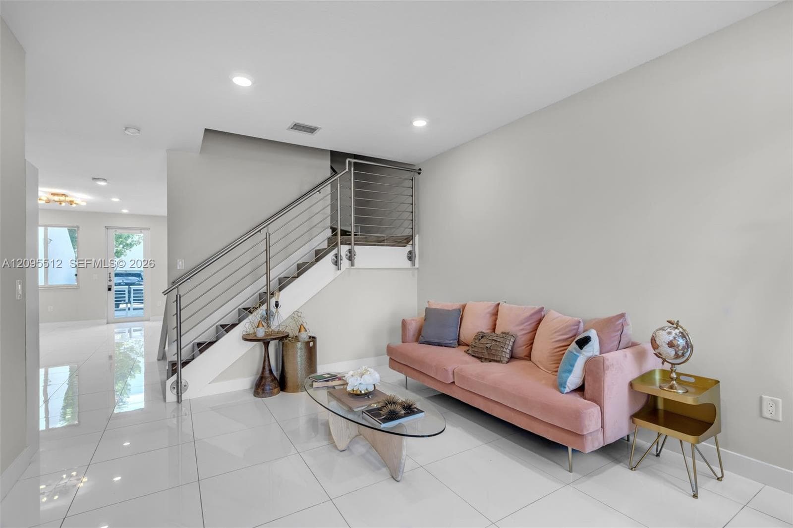 10365 NW 66th St, Doral FL 33178