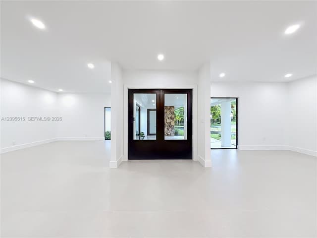 15804 SW 82nd Ct, Palmetto Bay FL 33157 - Palmetto Bay, FL - Photo 6