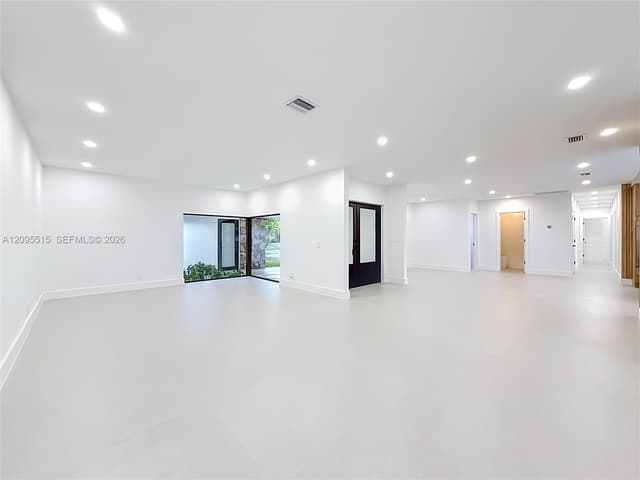 15804 SW 82nd Ct, Palmetto Bay FL 33157 - Palmetto Bay, FL - Photo 7