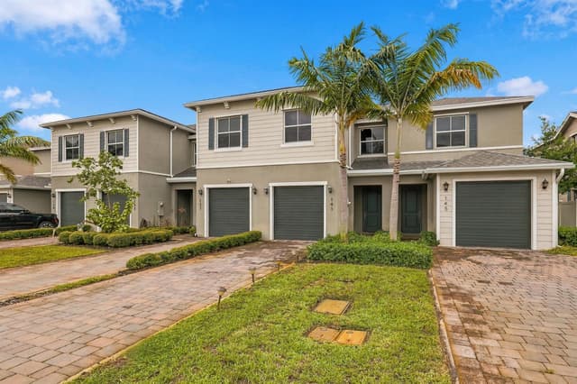 141 BANDOL Street, Riviera Beach FL 33404 - Riviera Beach, FL - Photo 2