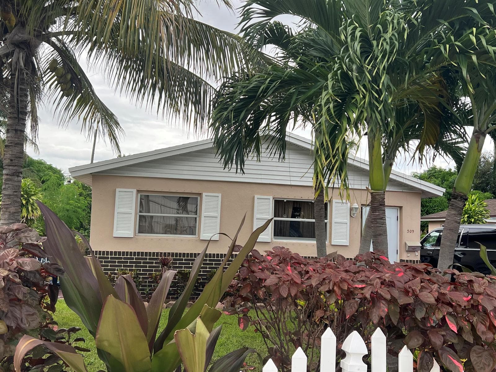 509 SW 10TH Street, Delray Beach FL 33444 - Delray Beach, FL - Photo 1