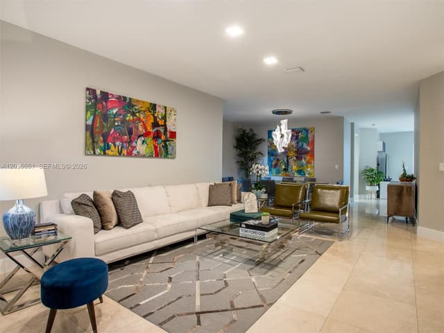 11480 NW 81st Ter, Doral FL 33178 - Doral, FL - Photo 2