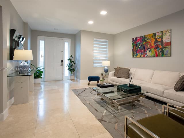 11480 NW 81st Ter, Doral FL 33178 - Doral, FL - Photo 3