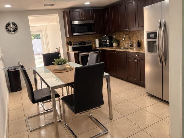 2451 NW 104th St, Miami FL 33147 - Miami, FL - Photo 6