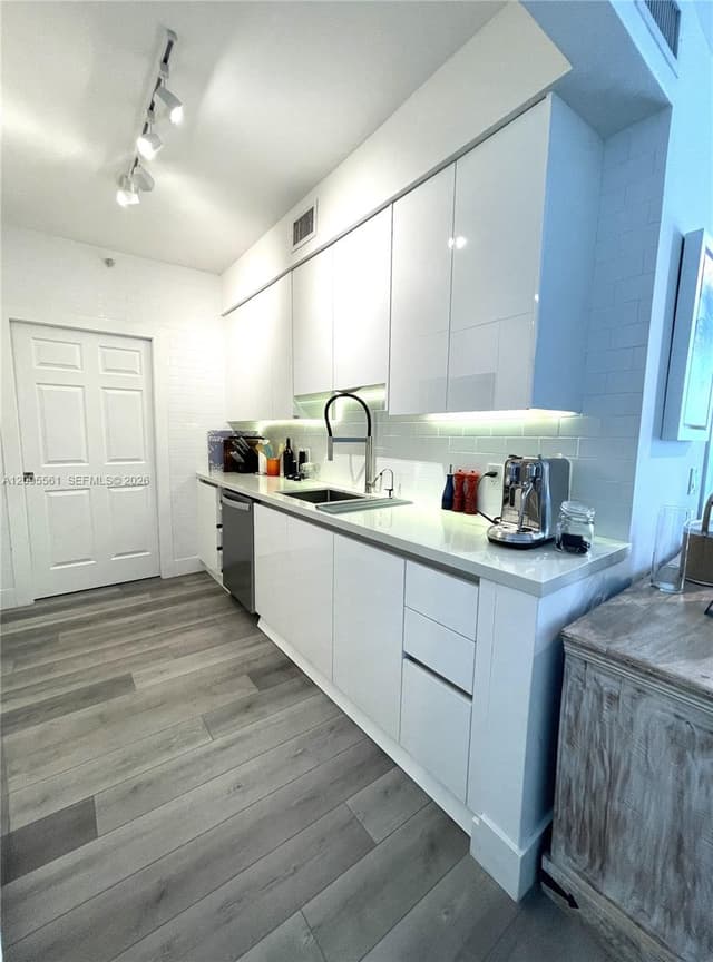350 SE 2nd St # 680, Fort Lauderdale FL 33301 - Fort Lauderdale, FL - Photo 4