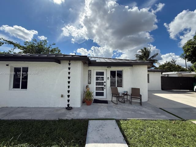 10516 NW 36th Pl, Miami FL 33147 - Miami, FL - Photo 6