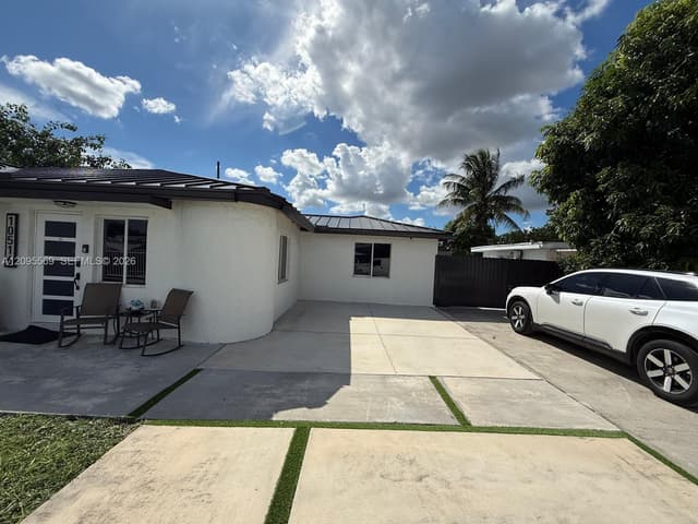 10516 NW 36th Pl, Miami FL 33147 - Miami, FL - Photo 7