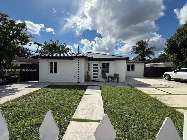 10516 NW 36th Pl, Miami FL 33147 - Miami, FL - Photo 4