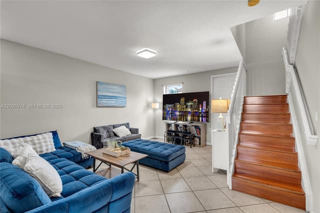 916 NW 135th Ter, Pembroke Pines FL 33028 - Pembroke Pines, FL - Photo 6