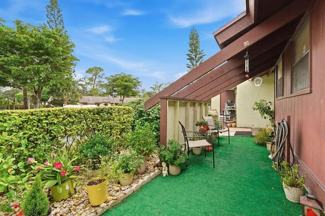 497 Iron Forge Court, Royal Palm Beach FL 33411 - Royal Palm Beach, FL - Photo 4
