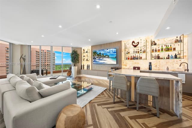 60 Edgewater Dr # 11F, Coral Gables FL 33133 - Coral Gables, FL - Photo 7
