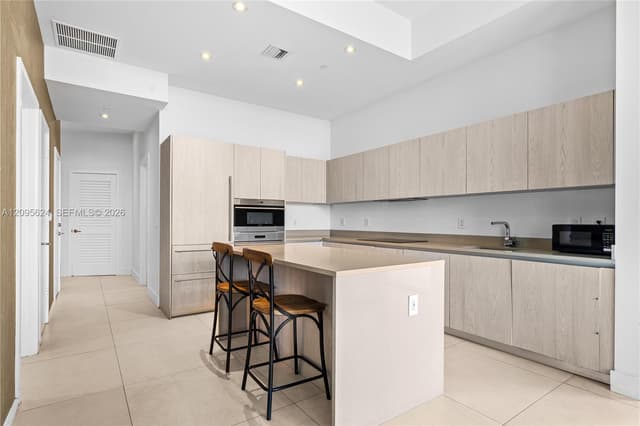 4111 S Ocean Dr # 201, Hollywood FL 33019 - Hollywood, FL - Photo 4