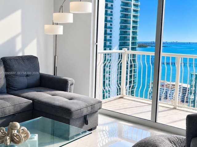 1200 Brickell Bay Dr, Miami FL 33131 - Miami, FL - Photo 4