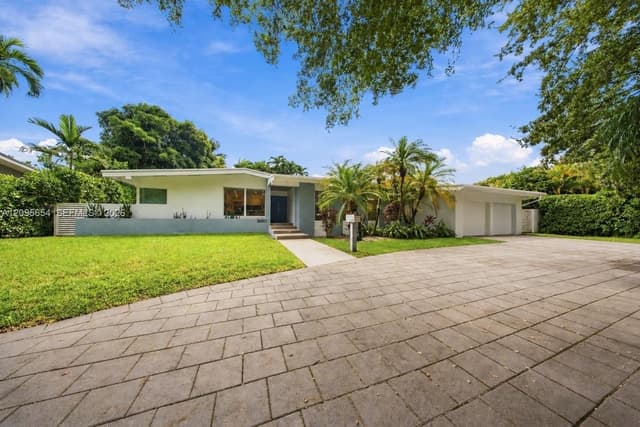 3680 Battersea Rd, Miami FL 33133 - Miami, FL - Photo 2
