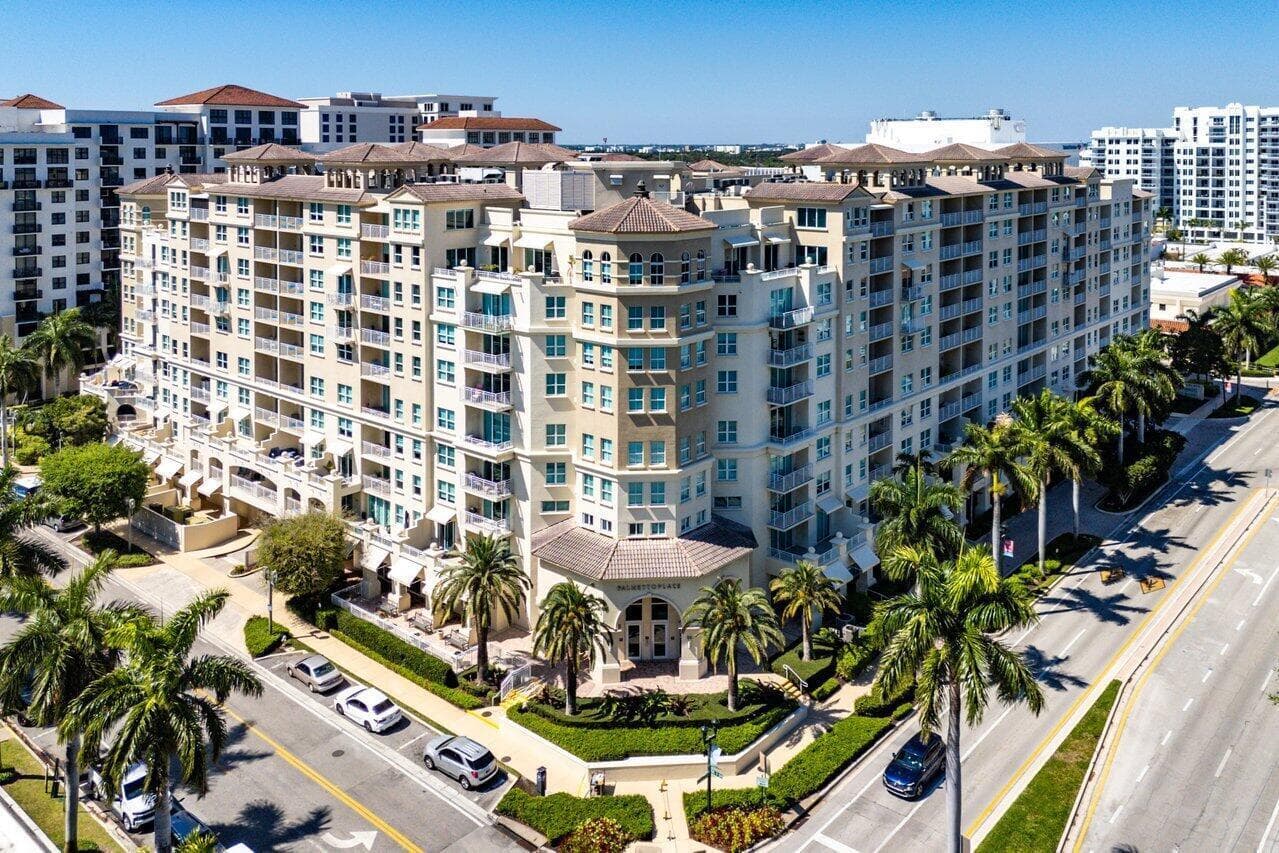 99 SE Mizner Boulevard, Boca Raton FL 33432 - Boca Raton, FL - Photo 1