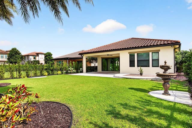 11760 E EASTLAKE Court, Parkland FL 33076 - Parkland, FL - Photo 2