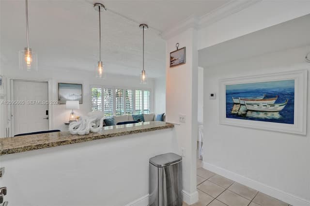 2124 NE 5th Ave # 107, Wilton Manors FL 33305 - Wilton Manors, FL - Photo 7