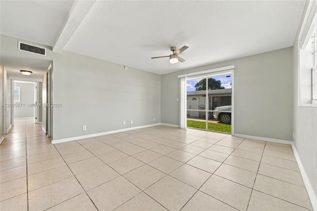 1944 Baythorne Rd, West Palm Beach FL 33415 - West Palm Beach, FL - Photo 5