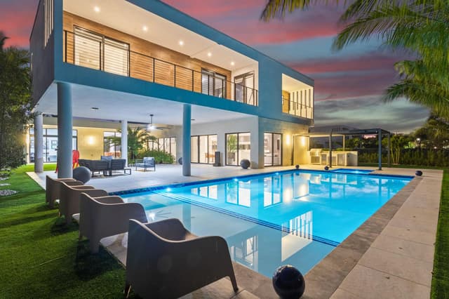 16773 Botaniko Drive S, Weston FL 33326 - Weston, FL - Photo 2