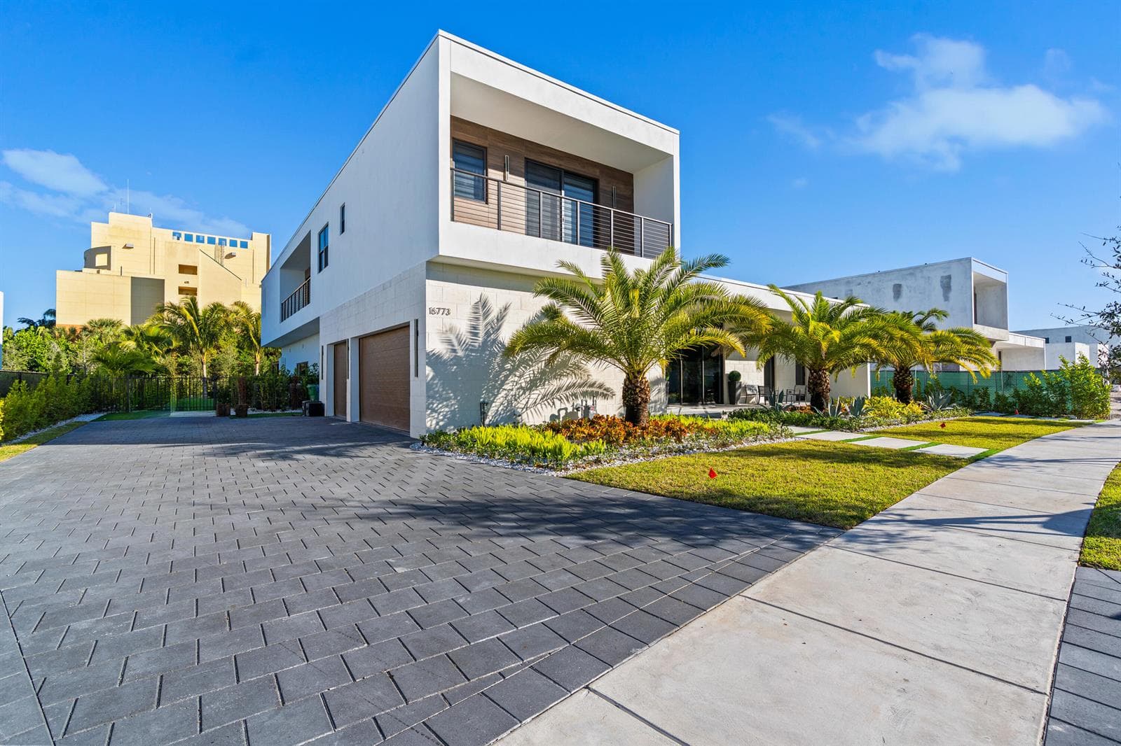 16773 Botaniko Drive S, Weston FL 33326 - Weston, FL - Photo 1