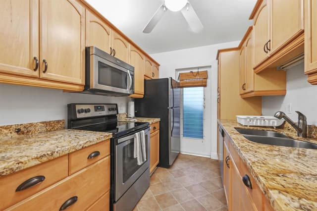 3351 SPANISH Trail # 413, Delray Beach FL 33483 - Delray Beach, FL - Photo 7