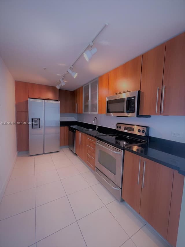 7501 E Treasure Dr # 3P, North Bay Village FL 33141 - North Bay Village, FL - Photo 7