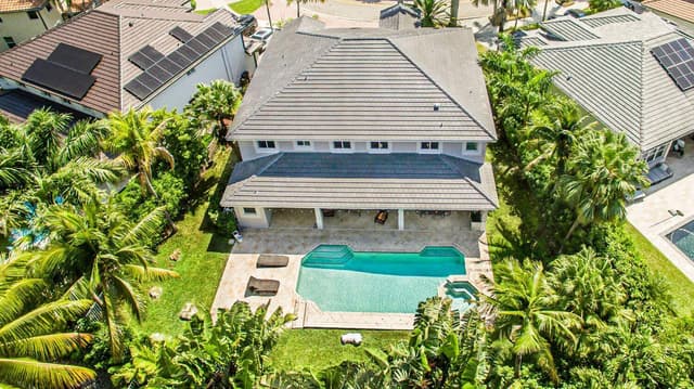 1879 HIDDEN TRAIL Lane, Weston FL 33327 - Weston, FL - Photo 4