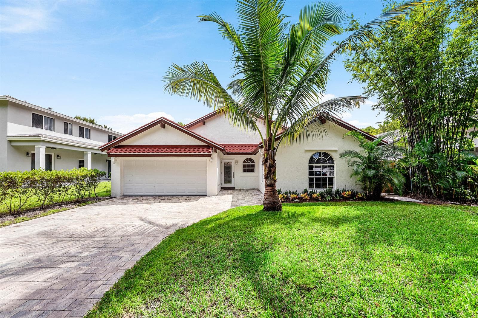 3145 W Quayside Drive, Hollywood FL 33026 - Hollywood, FL - Photo 1