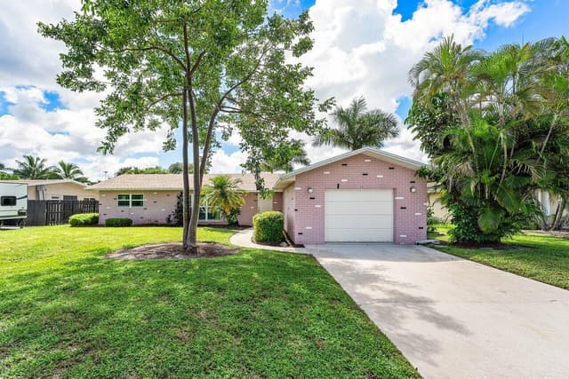 128 Sandpiper Avenue, Royal Palm Beach FL 33411 - Royal Palm Beach, FL - Photo 3