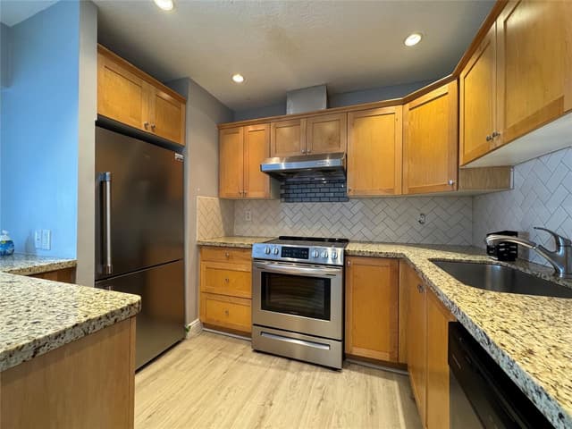 160 CYPRESS CLUB Drive # 607, Pompano Beach FL 33060 - Pompano Beach, FL - Photo 5