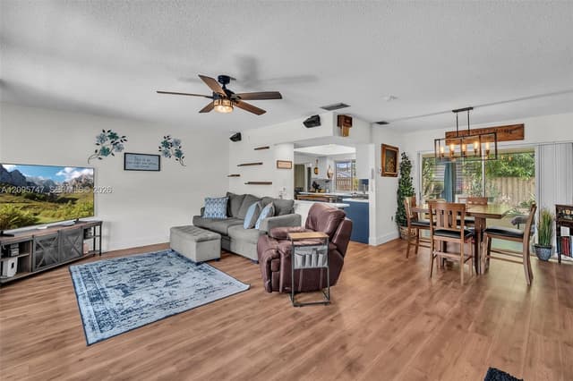 9261 NW 24th Pl, Sunrise FL 33322 - Sunrise, FL - Photo 6