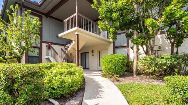 13329 Polo Club Road # 105, Wellington FL 33414 - Wellington, FL - Photo 2