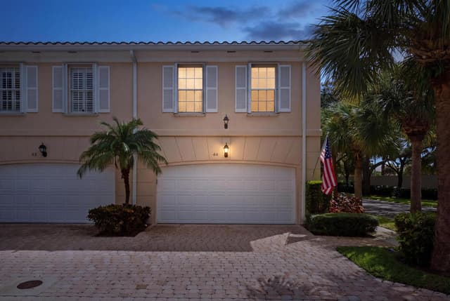 44 LIVE OAK Circle, Tequesta FL 33469 - Tequesta, FL - Photo 2