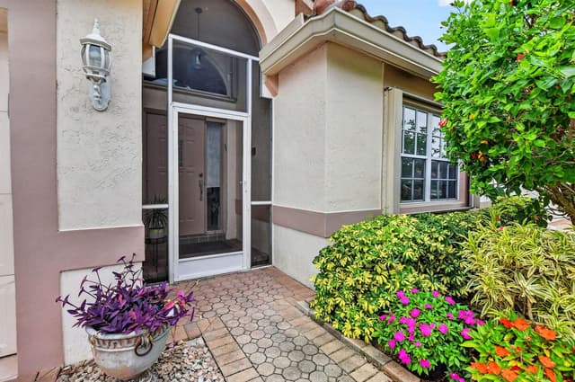 22899 Royal Crown Terrace, Boca Raton FL 33433 - Boca Raton, FL - Photo 4