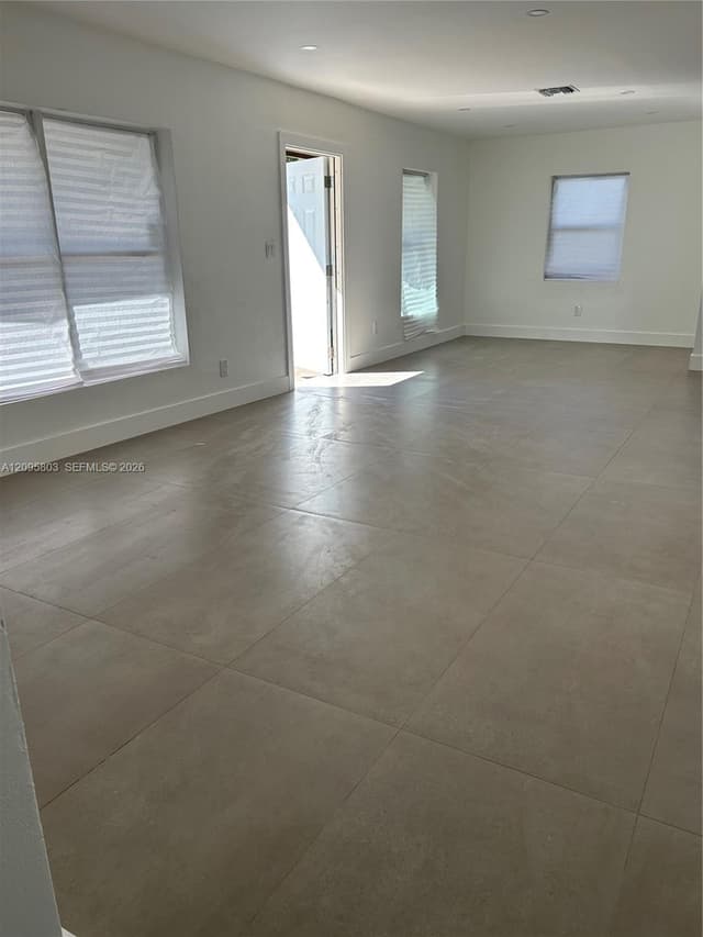 20403 NW 44th Pl, Miami Gardens FL 33055 - Miami Gardens, FL - Photo 7