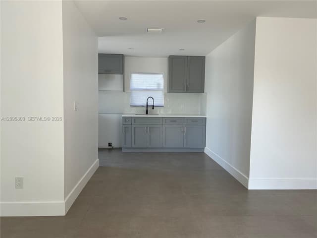 20403 NW 44th Pl, Miami Gardens FL 33055 - Miami Gardens, FL - Photo 4