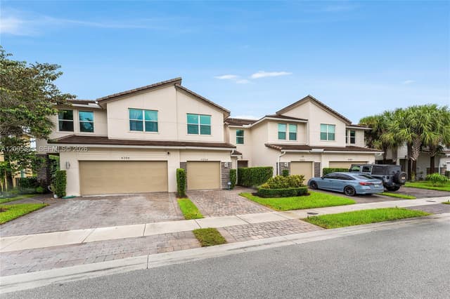 4354 Veleiros Ave, Deerfield Beach FL 33064 - Deerfield Beach, FL - Photo 4