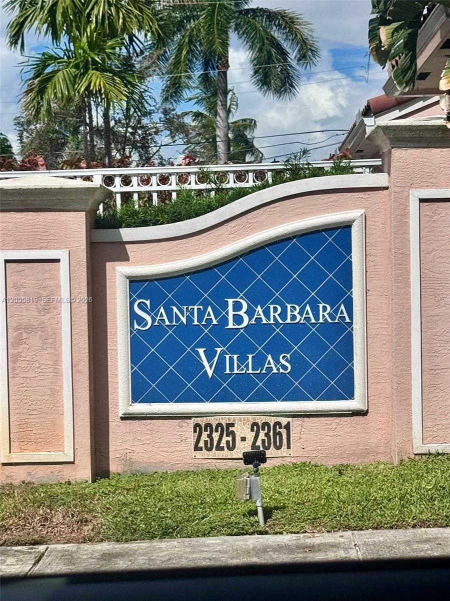 2341 SE 5th St, Pompano Beach FL 33062