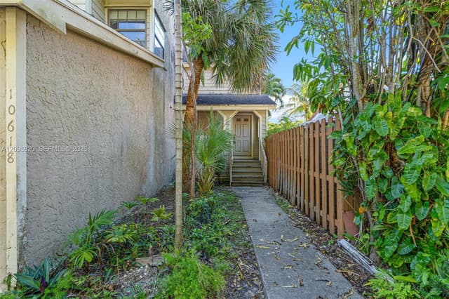 10618 SW 148th Ave Dr, Miami FL 33196 - Miami, FL - Photo 3