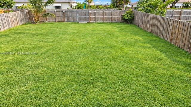 2343 Mckinley St, Hollywood FL 33020 - Hollywood, FL - Photo 2