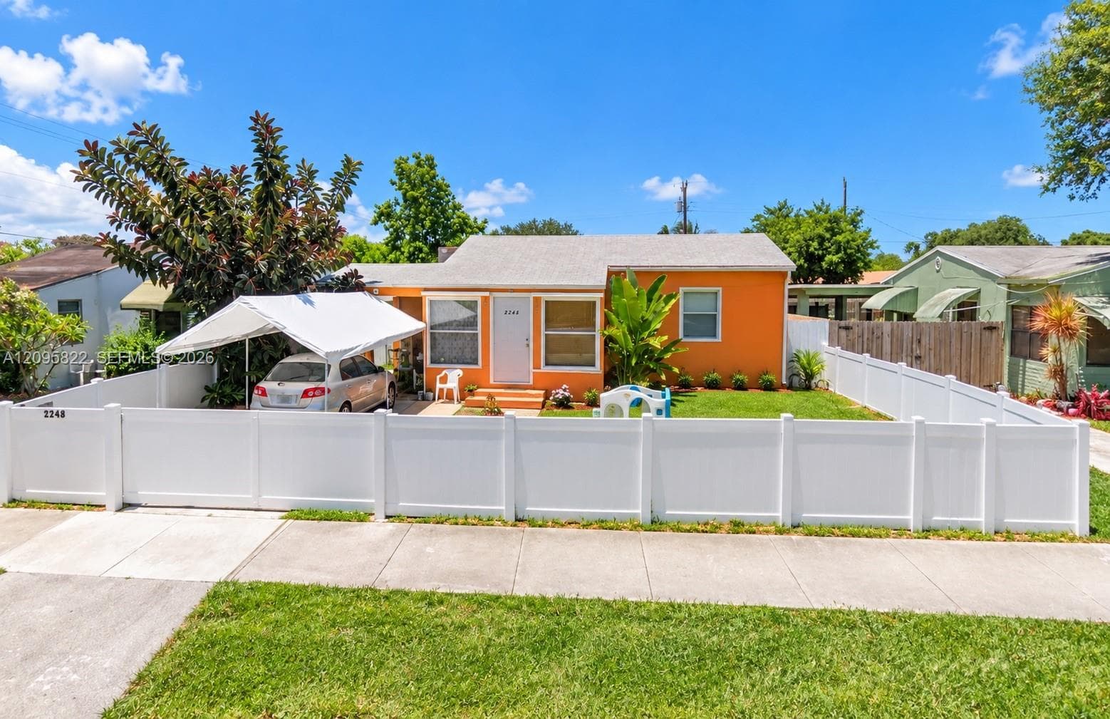 2343 Mckinley St, Hollywood FL 33020 - Hollywood, FL - Photo 1