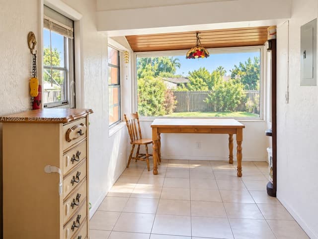 2343 Mckinley St, Hollywood FL 33020 - Hollywood, FL - Photo 4