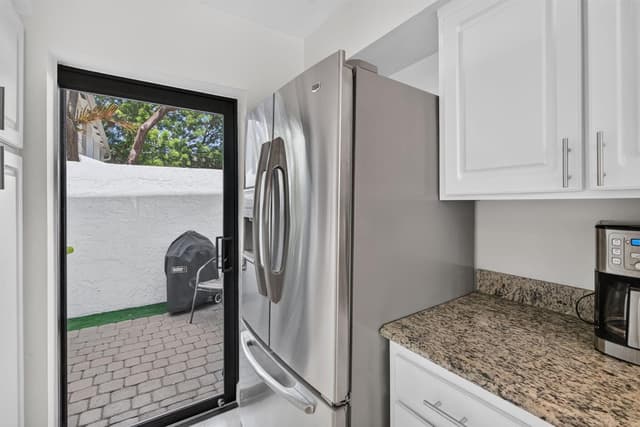 547 NE 7th Avenue, Fort Lauderdale FL 33301 - Fort Lauderdale, FL - Photo 6